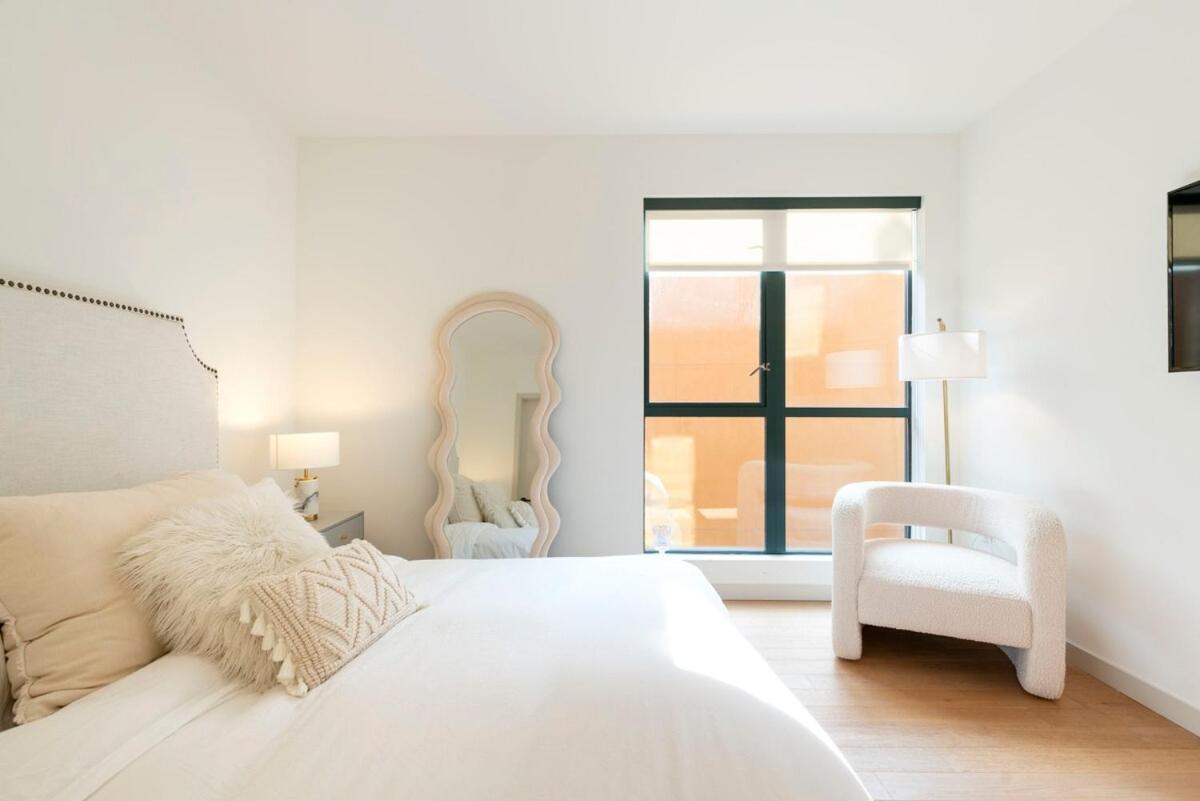 2Br Hollywood Luxurious Condo Los Angeles Exterior photo
