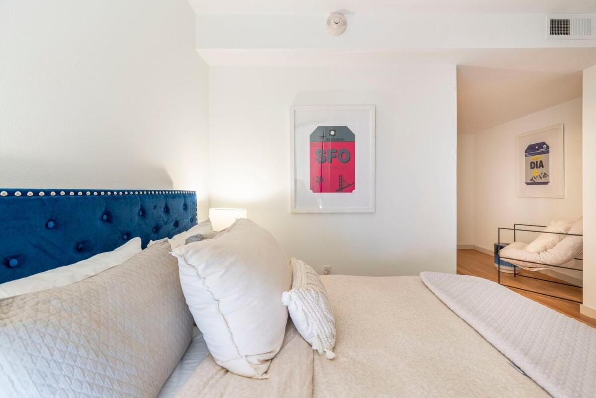 2Br Hollywood Luxurious Condo Los Angeles Exterior photo