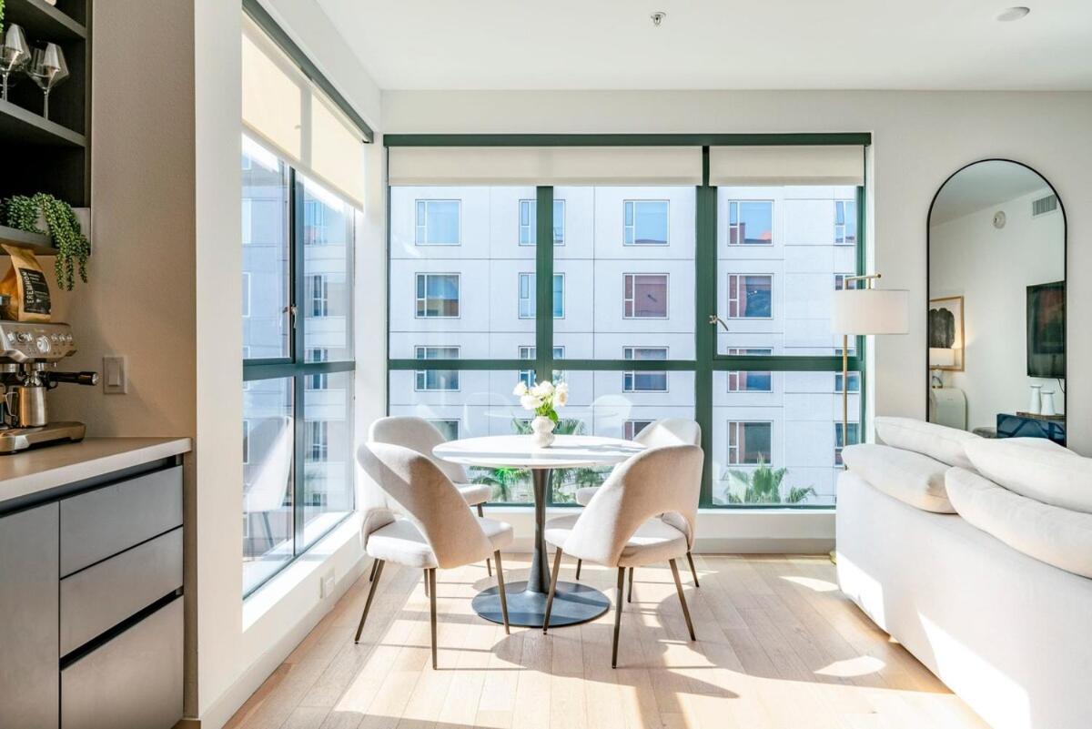 2Br Hollywood Luxurious Condo Los Angeles Exterior photo